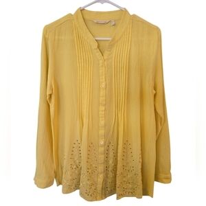 SOFT SURROUNDINGS LEMON YELLOW GLAM GAUZE PLEATED EYELET BLOUSE. SIZE LARGE.